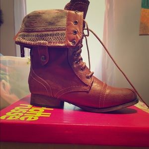 Charlotte Russe Boots 💜