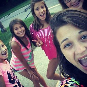 Meet your Posher, Analina