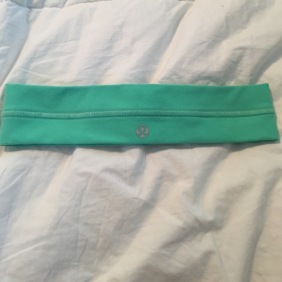 LuLu Lemon Headband Tiffany Blue NEW