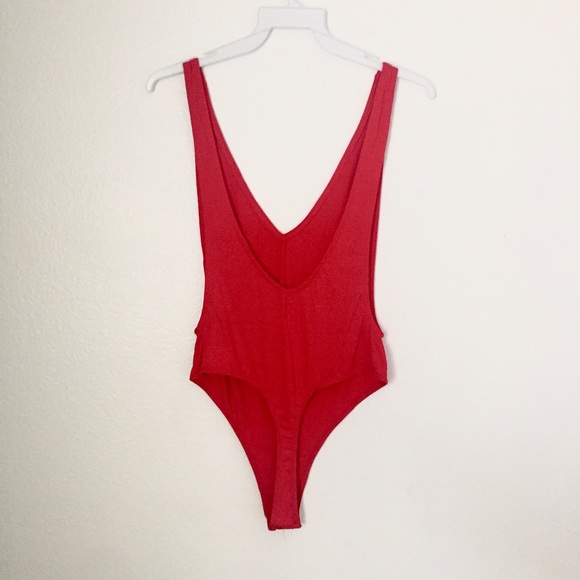 SOLD OUT Sexy side backless bodysuit - Picture 2 of 4