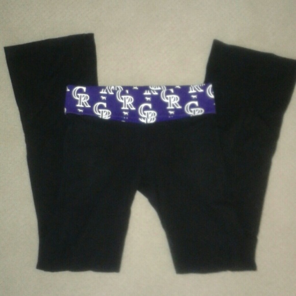 VS Pink Colorado Rockies Yoga Pant