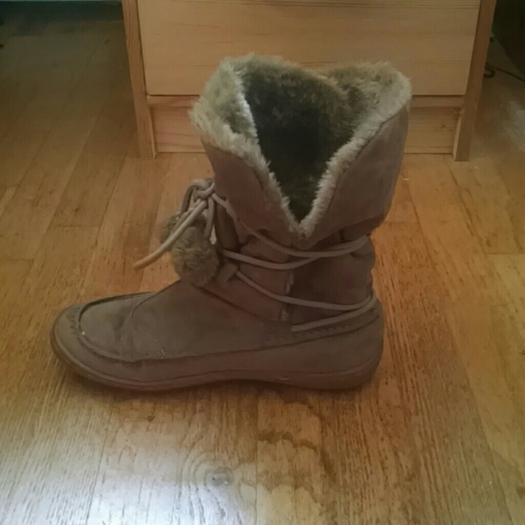Moccasins - Picture 2 of 2