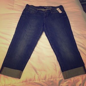 Gap straight Crop