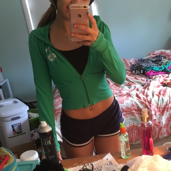 crop hoodie
