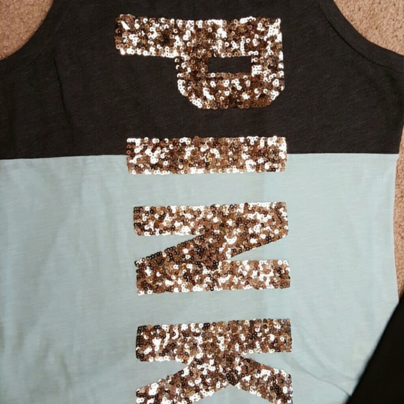 *SOLD* BNWT VS Pink Bling Tank Sz S - Picture 3 of 3