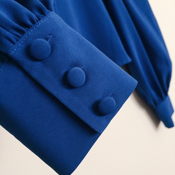 Chiffon Button-Up Blouse - Picture 3 of 4