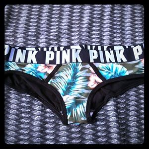 ❤VDAY SALE ❤Nwt VS PINK  logo tropical panty