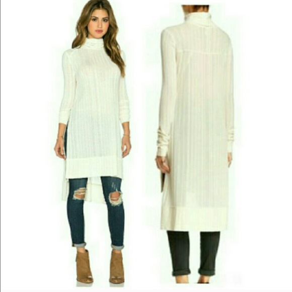 Free People ribbed High Low pull over