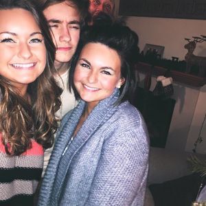 Meet your Posher, Taylor