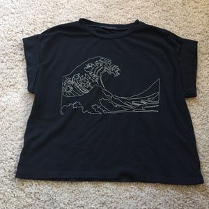 Brandy Melville wave graphic tee