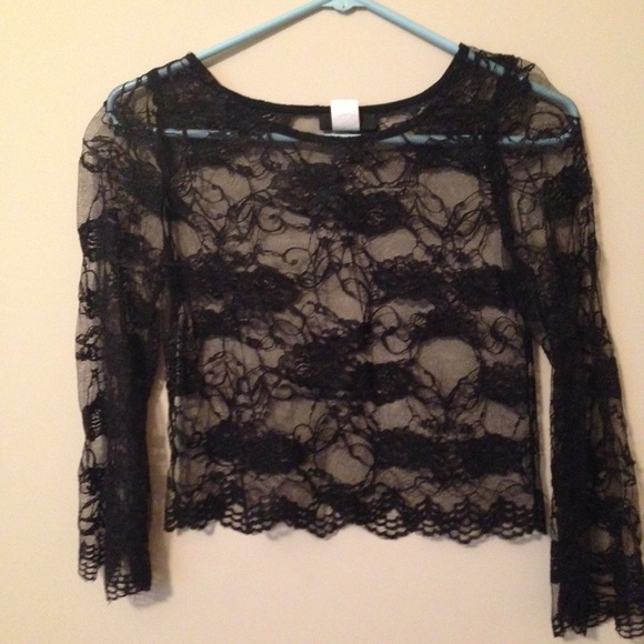 Black lace top🎶