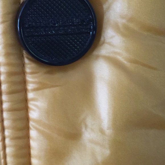 Authentic Burberry London Vest! - Picture 2 of 4