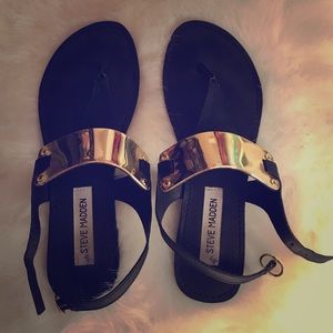 Black Steve Madden Sandals!
