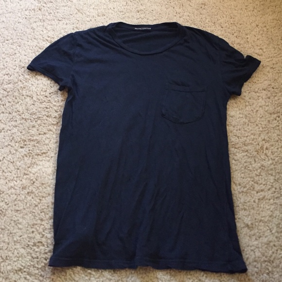 Brandy Melville Ieva T shirt
