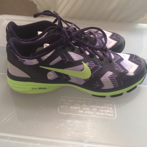 Nike training dual fusion TR size 8