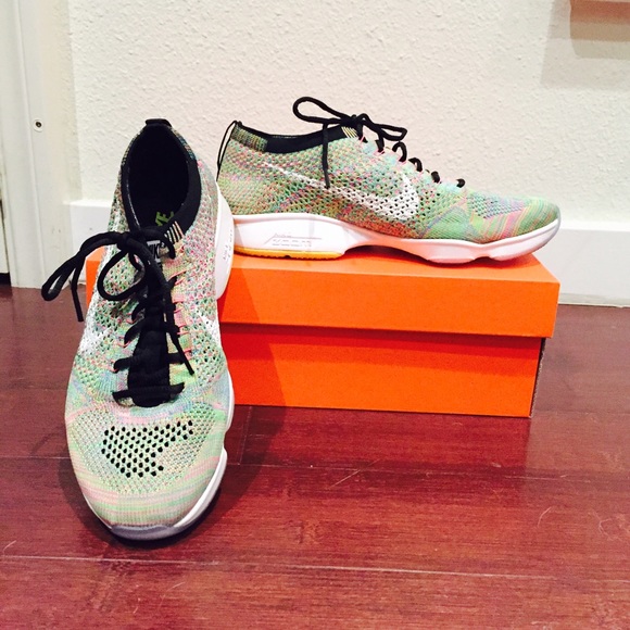 Nike Shoes - NWOB Nike Zoom Fit Agility Flyknit womens sz 8.5