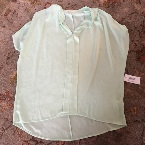 Everly Mint top