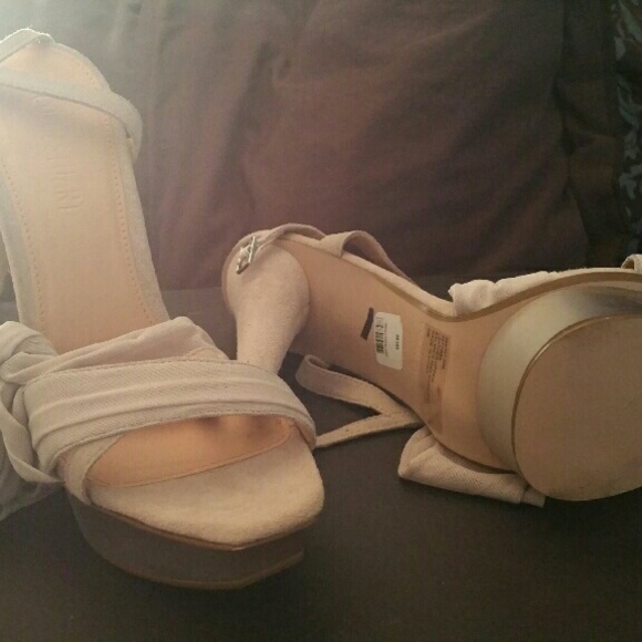 Shoes - Picture 2 of 2