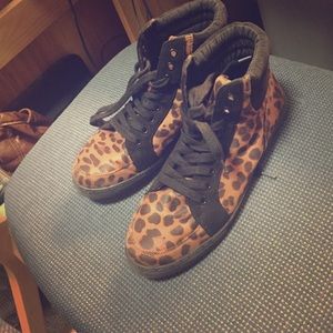 Size 8 Forever 21 sneakers