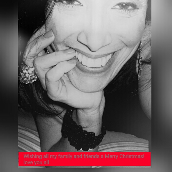 Meet your Posher, Ada - Picture 2 of 4