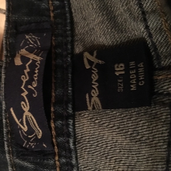SALE‼️💯% Authentic Seven Jeans 😍 - Picture 3 of 4