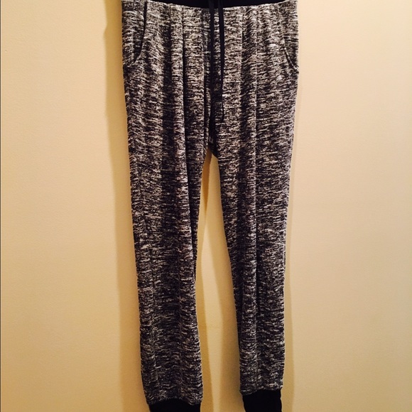 HEATHER GRAY JOGGERS