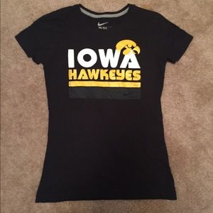 Women's Iowa Hawkeyes Nike t-shirt!