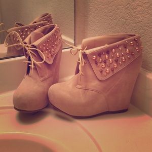 Bamboo Studded Suede Wedge Booties