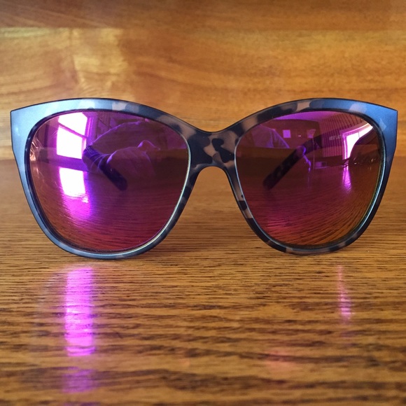 Quay About Last Night Pink Sunglasses