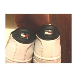 Tommy Hilfiger sneakers