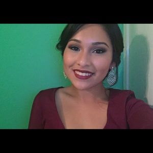 Meet your Posher, Melissa