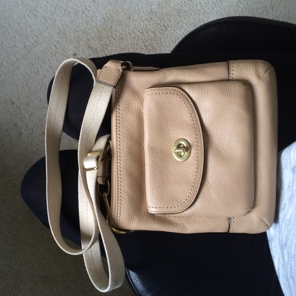 Authentic Coach Leather Crossbody - Picture 2 of 4