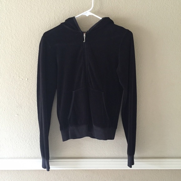 Black juicy jacket!