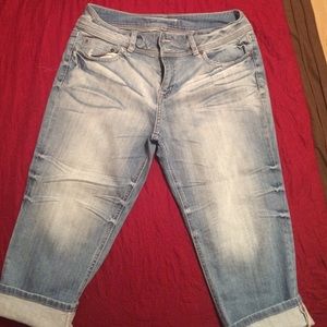 Victoria's Secret London Jean capri.