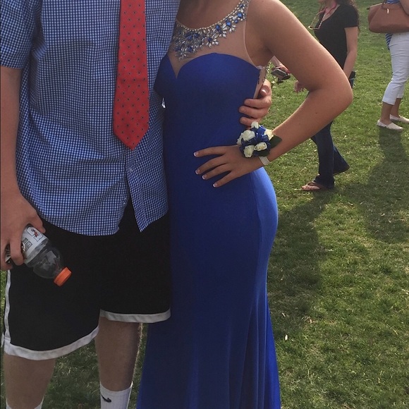 Prom Dress - Picture 3 of 4