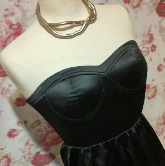 SUPER SEXY LITTLE BLACK DRESS - Picture 4 of 4