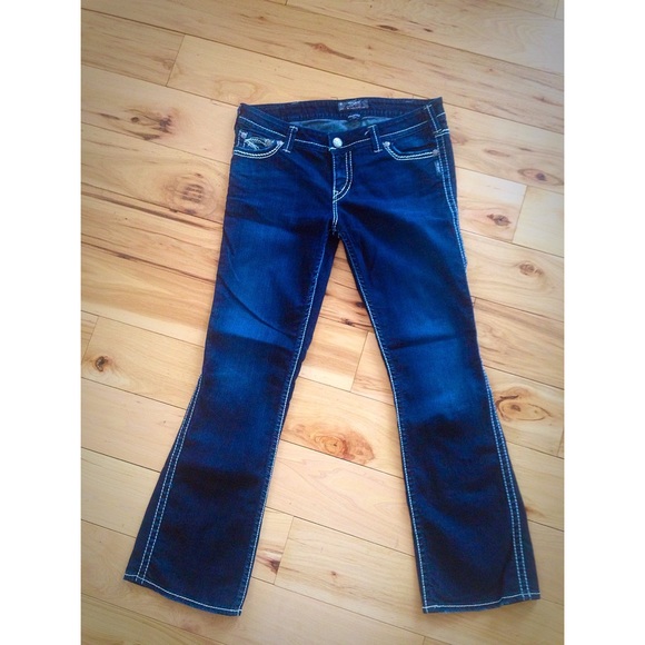 Silver Jeans Co. Mid rise indigo boot cut jeans