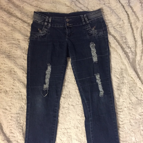 Denim - ripped denim jeans