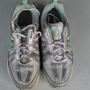 GIRL'S SIZE 5.5Y GRAY & GREEN NIKE SHOES