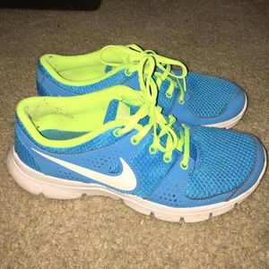 NIKE Flex Experience Rn