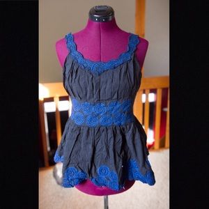 🎉 REDUCED! eShakti blue and black pleated top