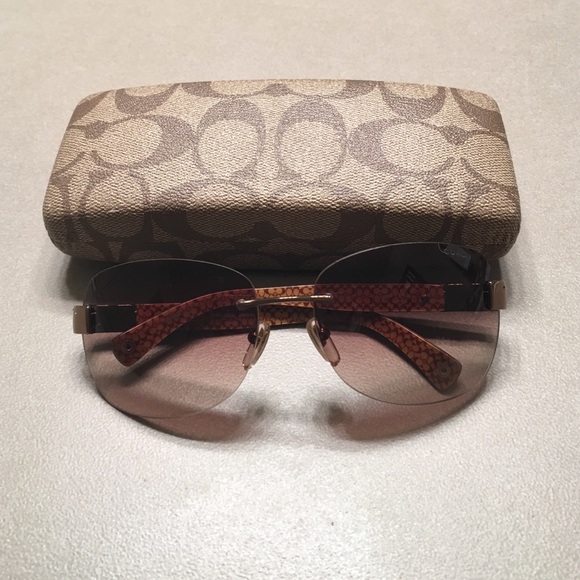 Coach sunglasses and case