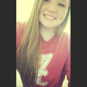 Meet your Posher, Caitlyn