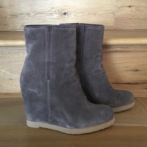STUART WEITZMAN Seal Velour Bootscout