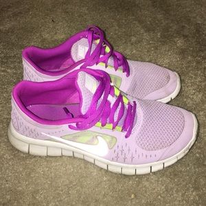 NIKE Free Run 3