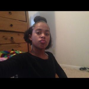 Meet your Posher, Rae