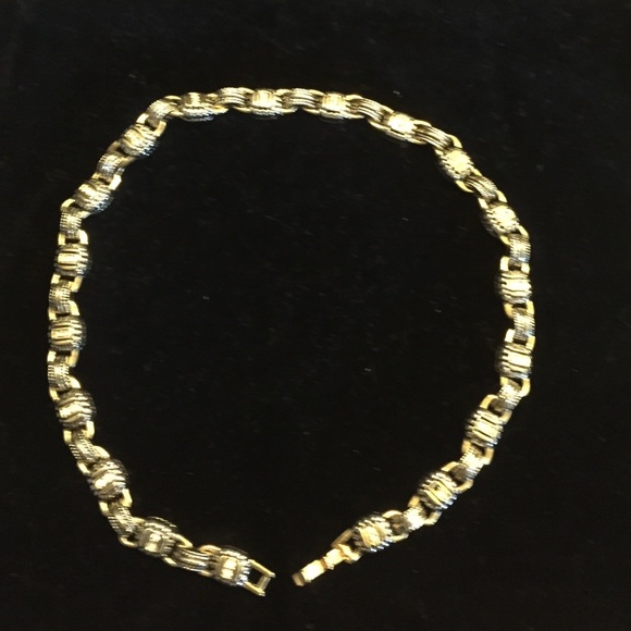 Beautiful almost chocked length necklace