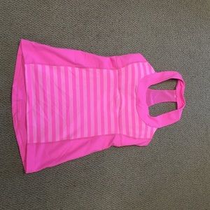 Brand new Lululemon scoop neck top.