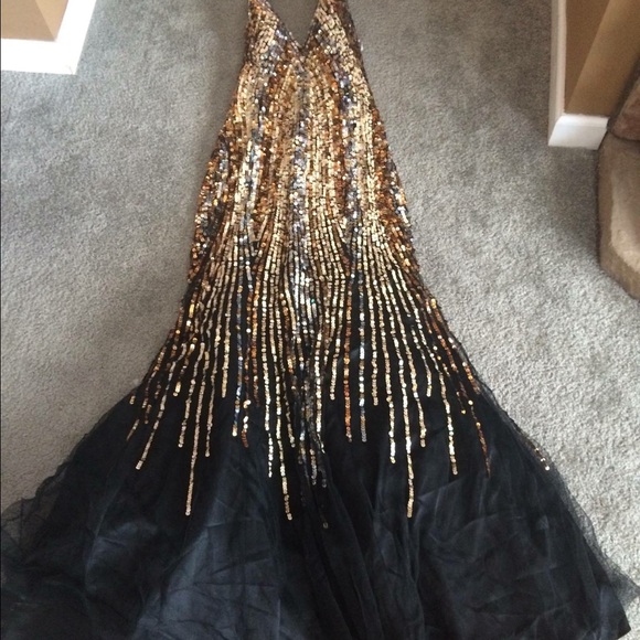 Beautiful formal/prom dress!