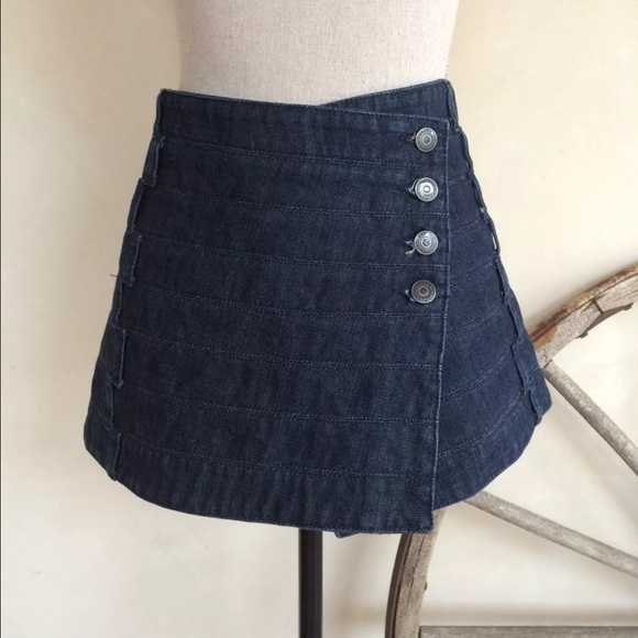 Burberry Dresses & Skirts - BURBERRY Chambray Wrap Skirt Nova Check Italy Sz 4